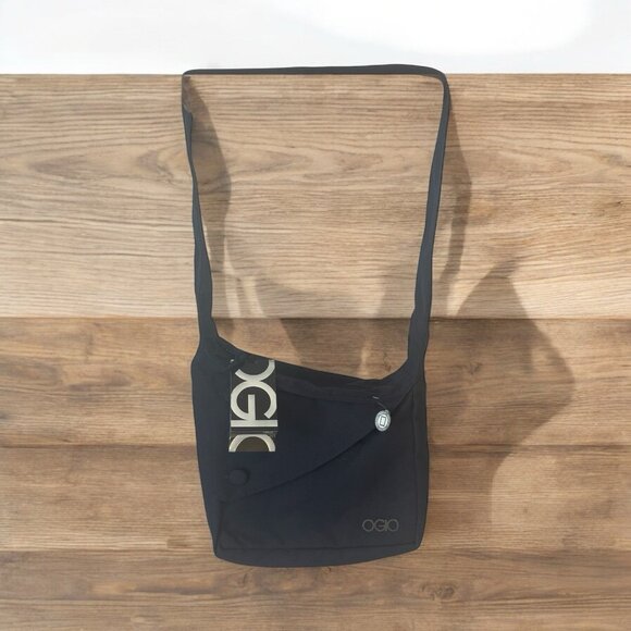OGIO Handbag Brooklyn Peacoat Crossbody Tablet Bag Messenger NWT - Picture 1 of 12